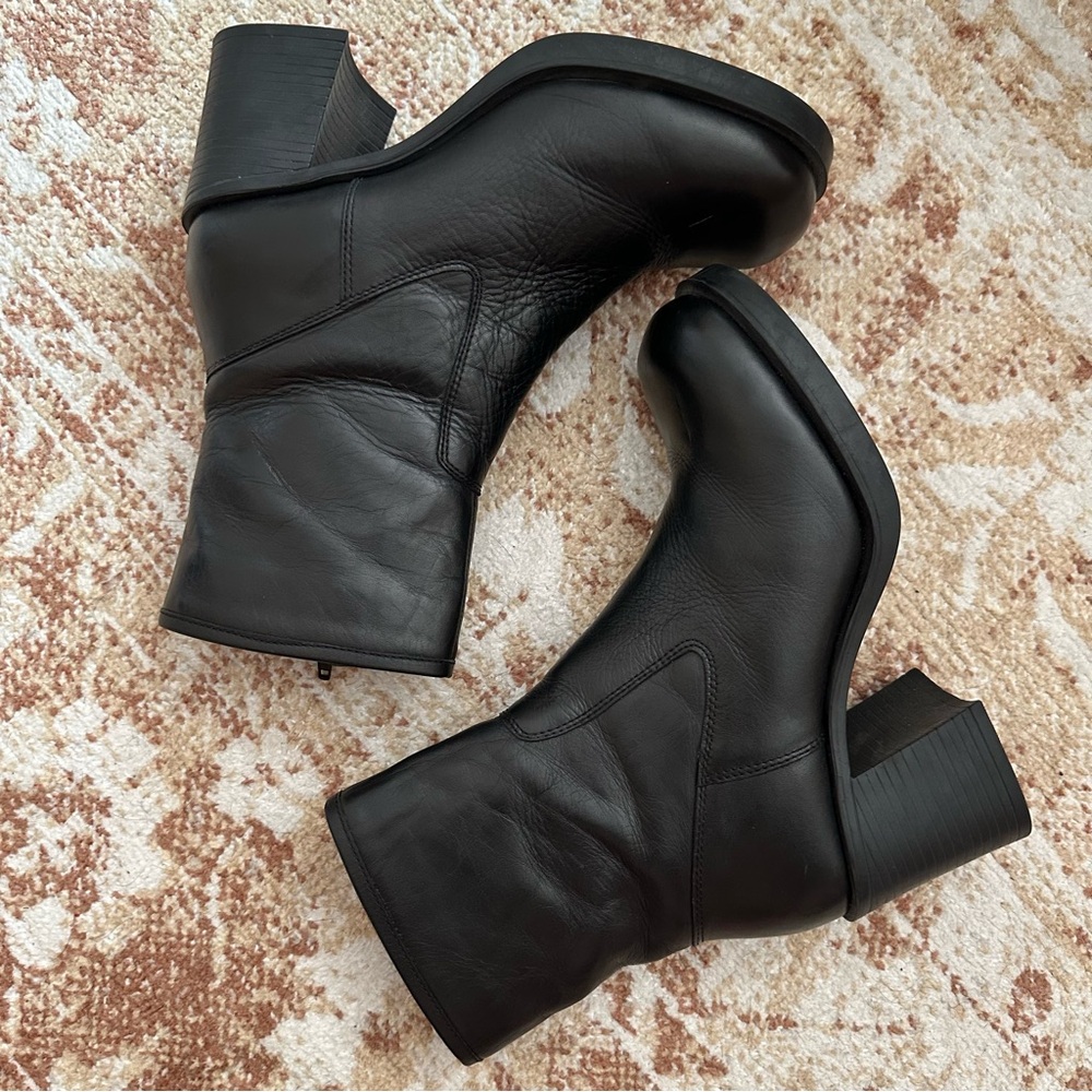 Urban Outfitters Boots Womens Size 8 Black Beau Square Toe UO Side Zip Platform - Picture 2 of 9